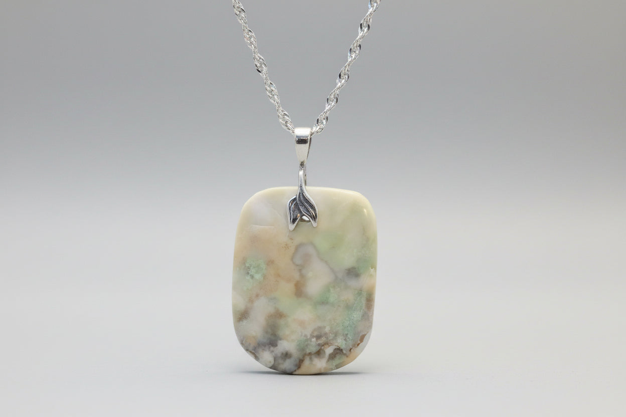 Mother of Pearl Necklace