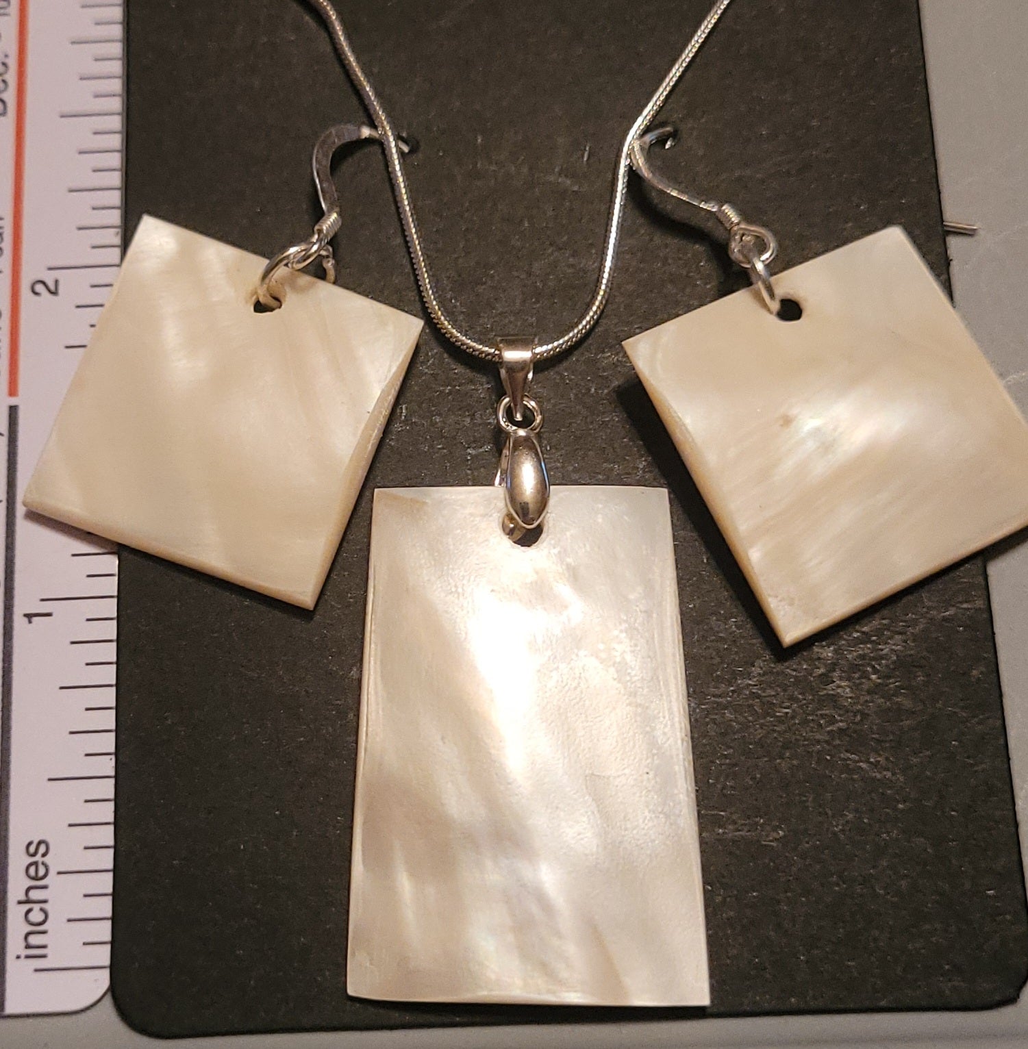 Mother of Pearl Jewelry Set