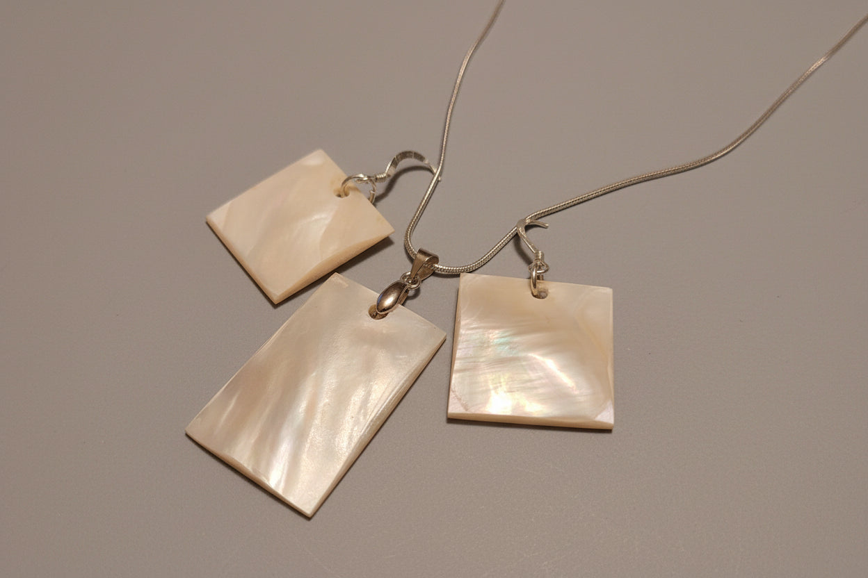 Mother of Pearl Jewelry Set